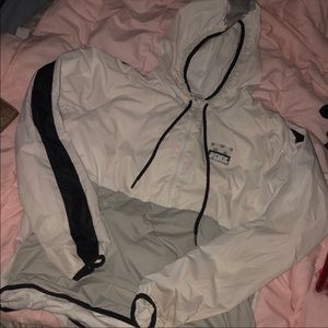 Victoria’s Secret PINK Windbreaker ✨